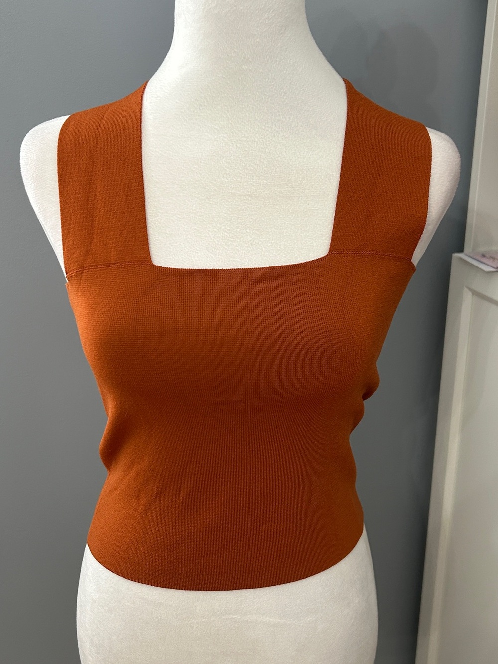 House of Harlow 1960 Women’s XS Tank Top Burnt Orange Square Neck Ribbed